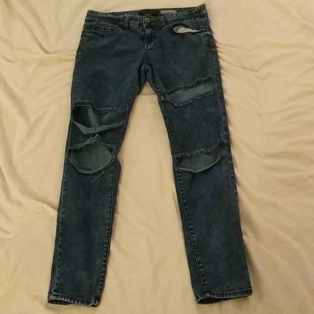 Ripped jeggings